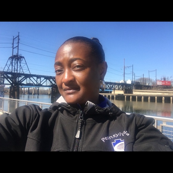 Meet your Posher, Tamika - Picture 1 of 1